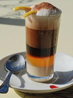 Barraquito - Spanischer Kaffeegenuss